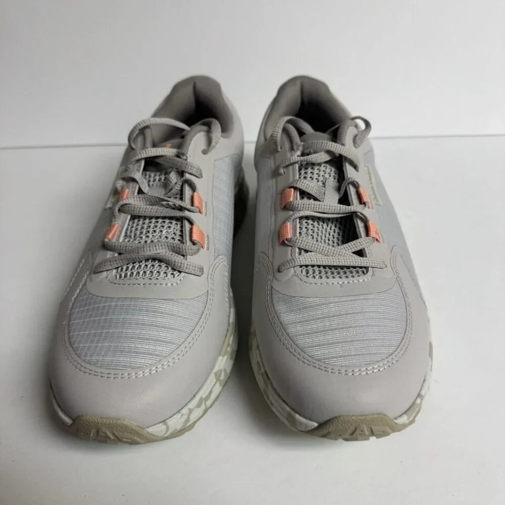 Under Armour Womens Bandit Trail Running Shoe Gray Size 11 M